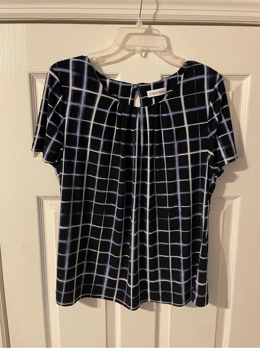 Calvin Klein Navy & White Windowpane Short-Sleeve Top size large